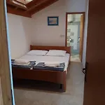 House Blue Island *