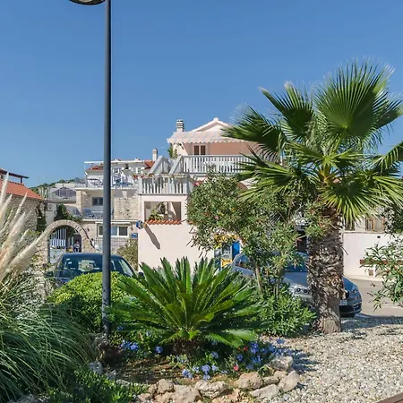 Holiday home House Blue Island *